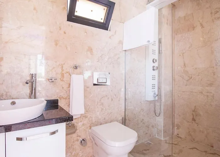 İslamlar 1 Bedroom Secluded With Private Pool Hot Tub Вилла Калкан