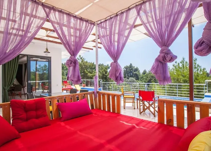 İslamlar 1 Bedroom Secluded With Private Pool Hot Tub Villa Kalkan
