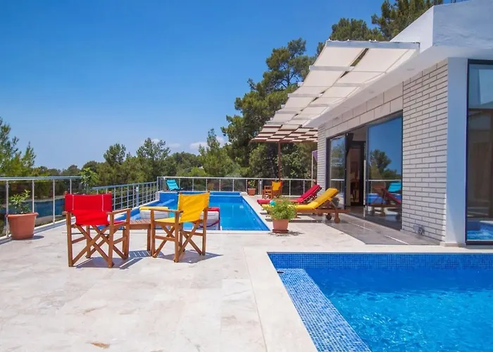 İslamlar 1 Bedroom Secluded With Private Pool Hot Tub Villa