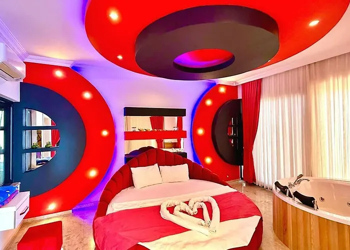 Villa İslamlar 1 Bedroom Secluded With Private Pool Hot Tub *